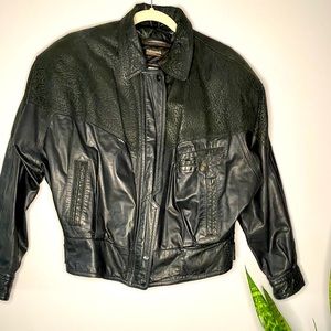 Vintage 100% leather Pelle Cuir jacket